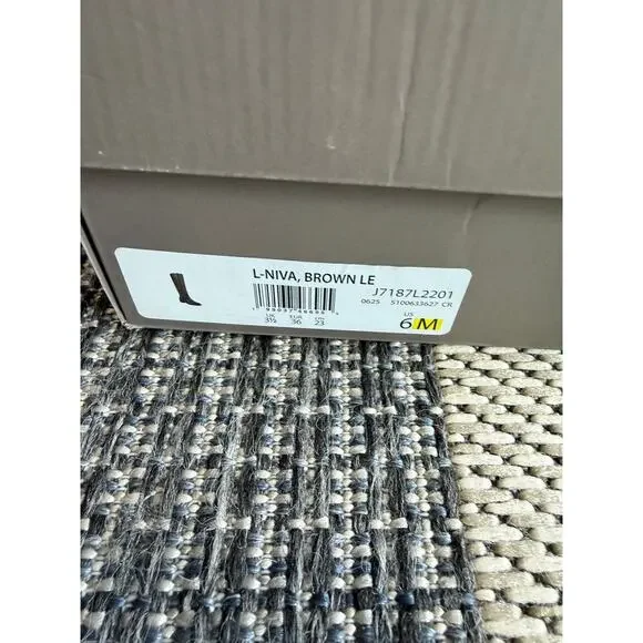 Franco Sarto Niva Knee High Boot Brown Size 6M - Picture 9 of 9